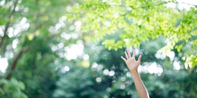 clean-white-hands-girl (1)